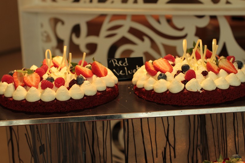 Sunday Buffet at Kempinski Summerland Hotel